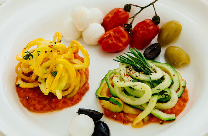 Rezept Zucchini Bavette mit San Marzano Tomatensauce